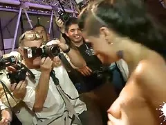 Xem video khiêu dâm của busty eva lawrence ở chất lượng tốt, quay len xxx viet nam thuộc thể loại vú to.