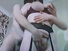 Xem video khiêu dâm sinh ra để làm sạch năm 1987 với chất lượng tốt, thuộc boy sex viet nam thể loại vú to.
