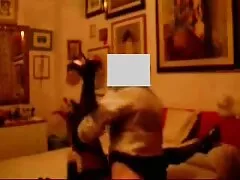 Xem video khiêu dâm của cô gái tóc nâu guia paige ngụy trang trong phòng tắm đụ và miệng với chất lượng phim sex xx viet nam tốt thuộc thể loại porn hd.